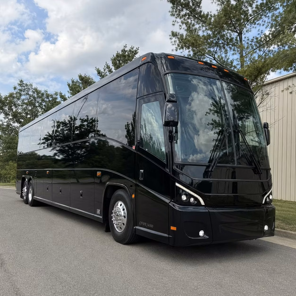 long distance wedding guest shuttles from oakland park to destination venues