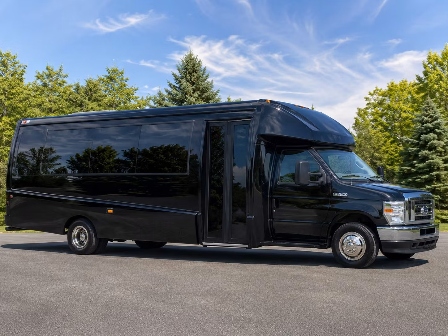 oakland park 15 passenger minibus rental