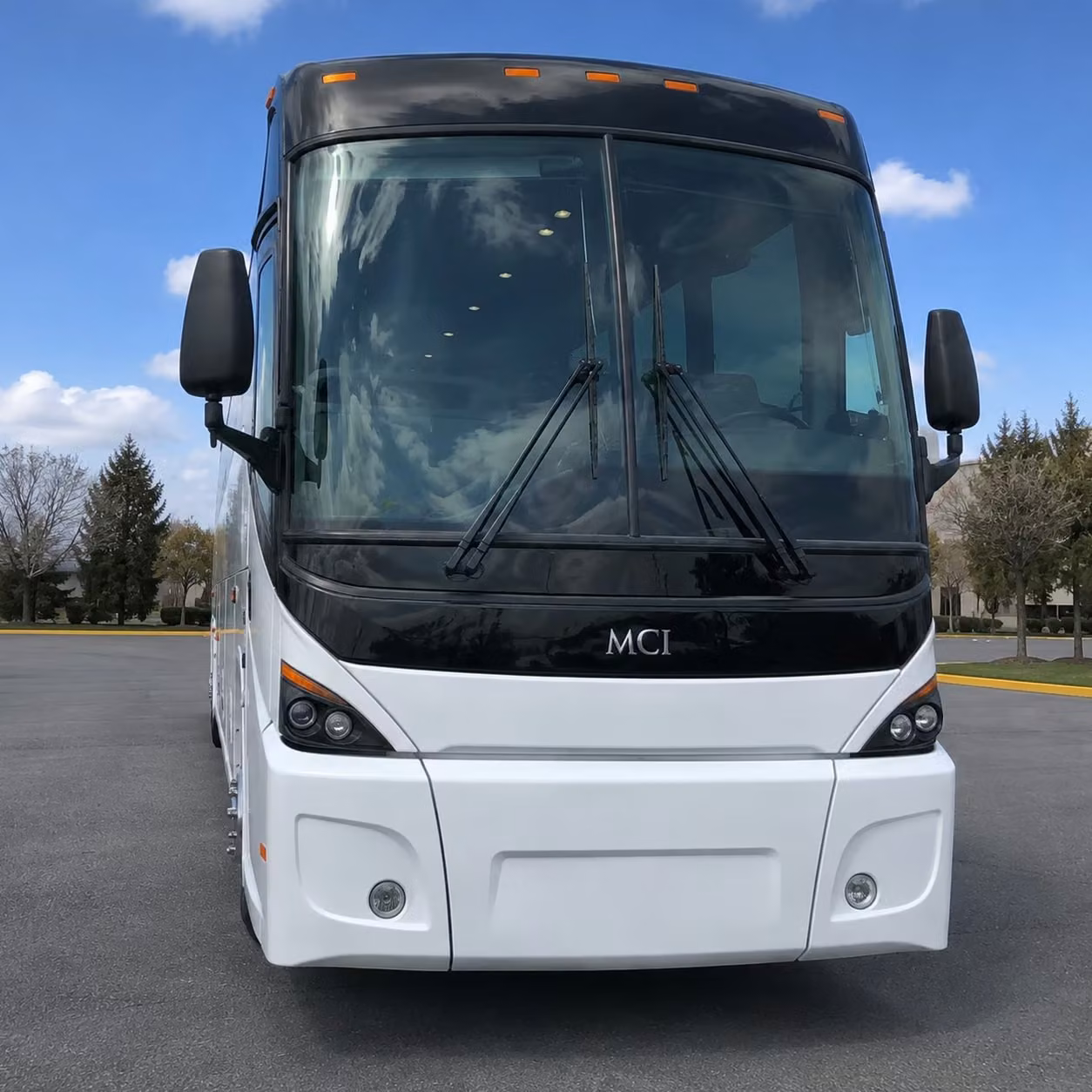 use a charter bus to move your oakland park team to conferences events and corporate retreats